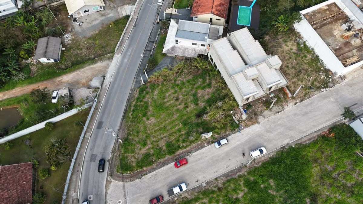  - Área à venda em Itajaí, ESPINHEIROS, 800,78m²