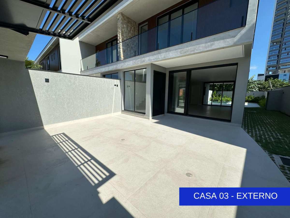  - Casa à 180mts do mar em Porto Belo