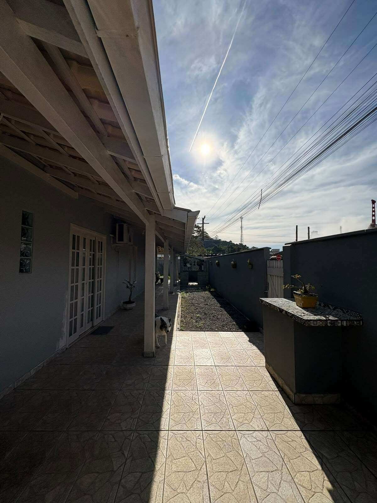  - Casa à venda em Porto Belo, Vila Nova, com 3 quartos, 210m²